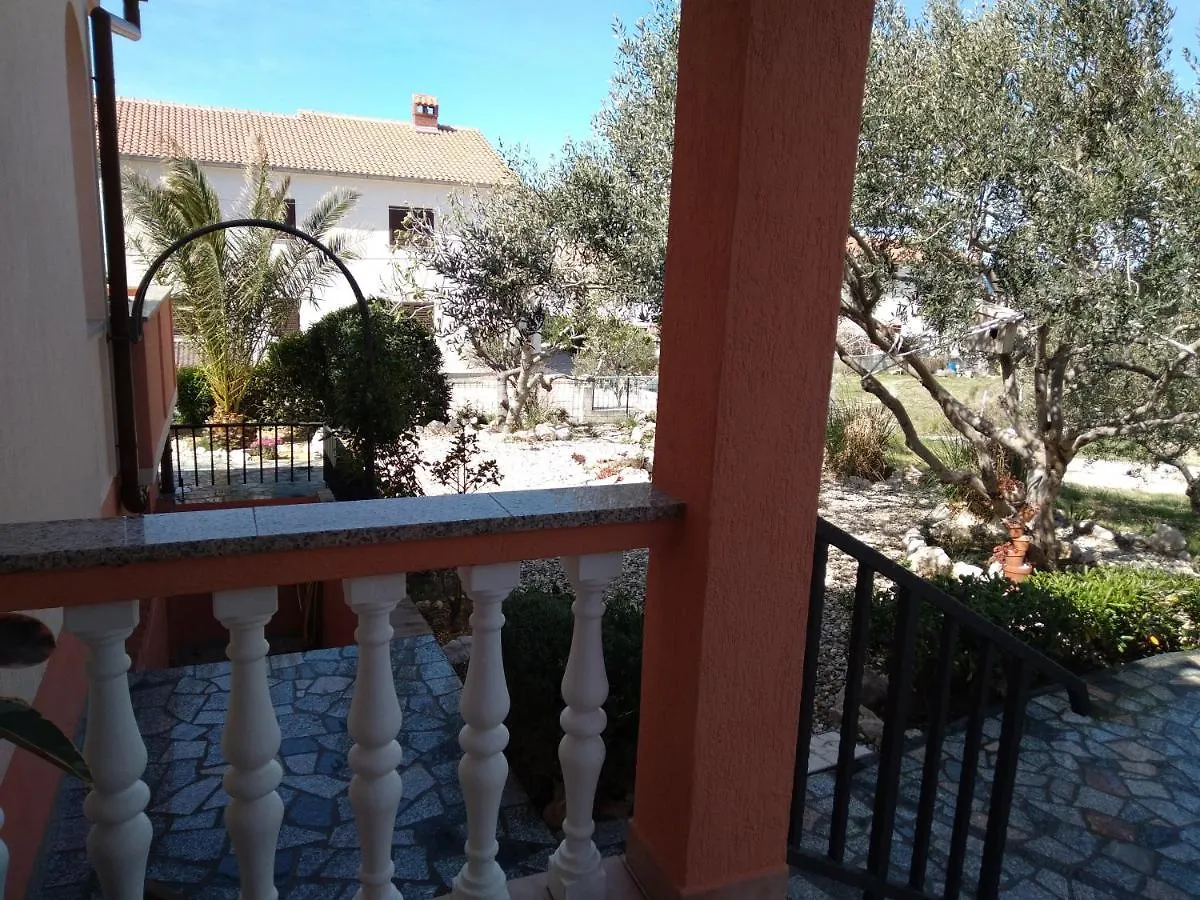 Sany&Toyo Apartment Barbat na Rabu