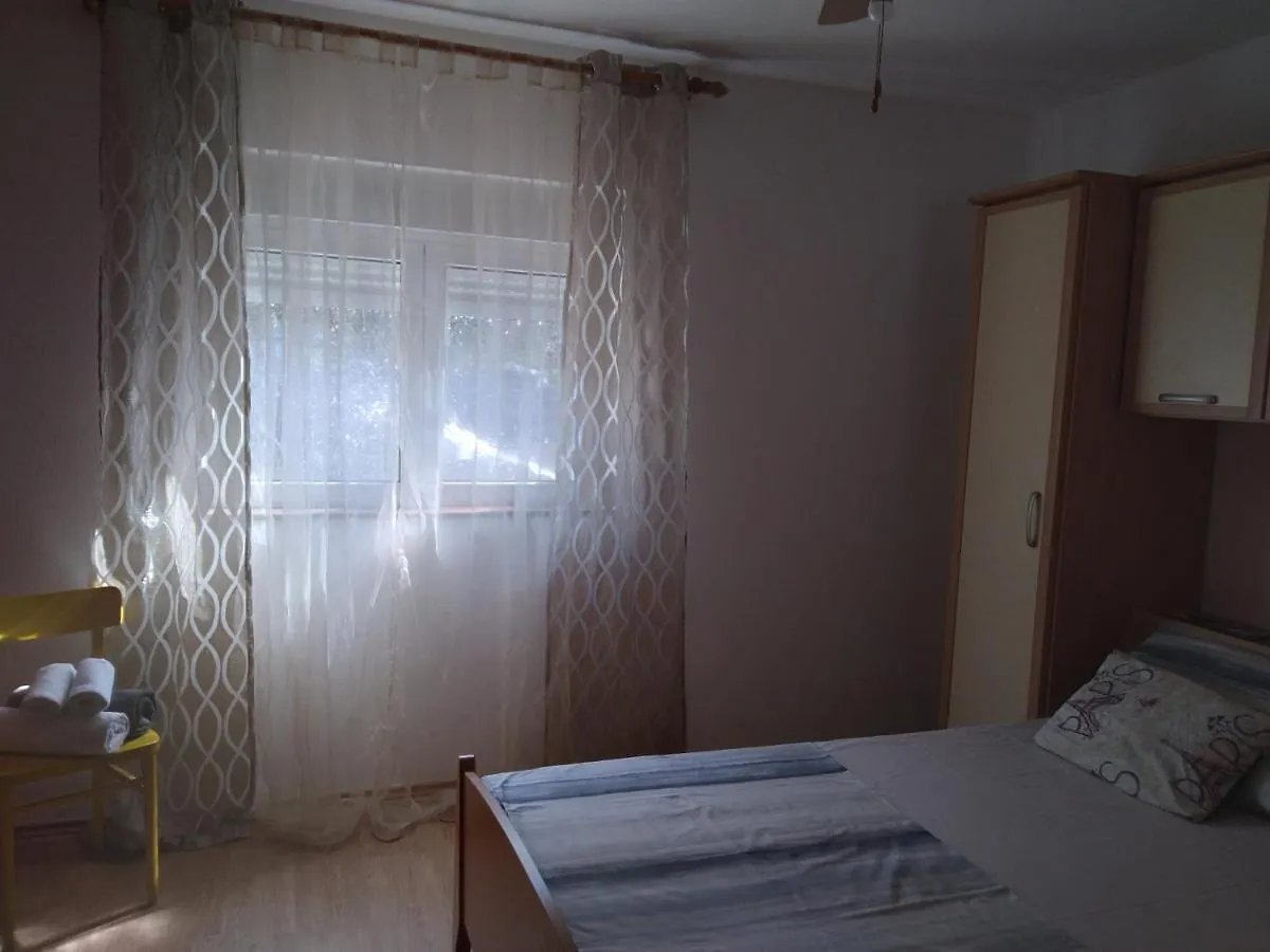 Sany&Toyo Apartment Barbat na Rabu
