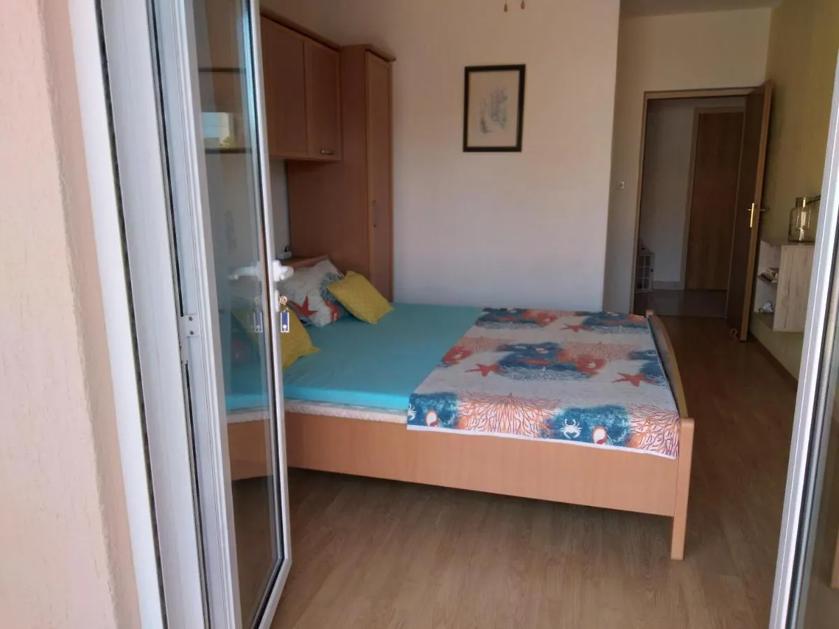 Sany&Toyo Apartment Barbat na Rabu